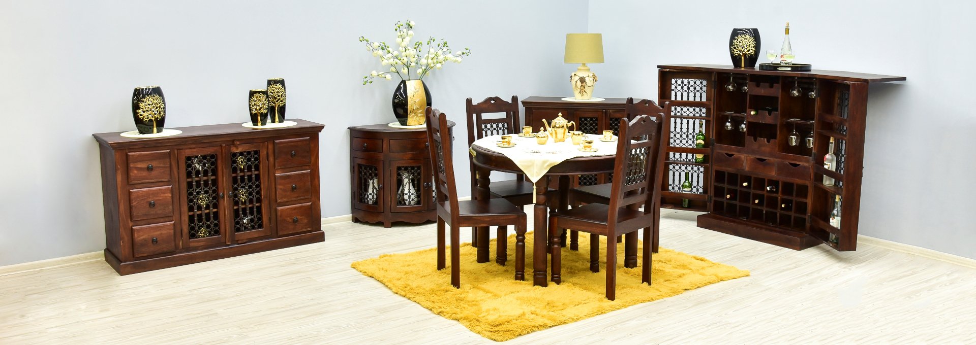 Wysokiej jakości meble kolonialne