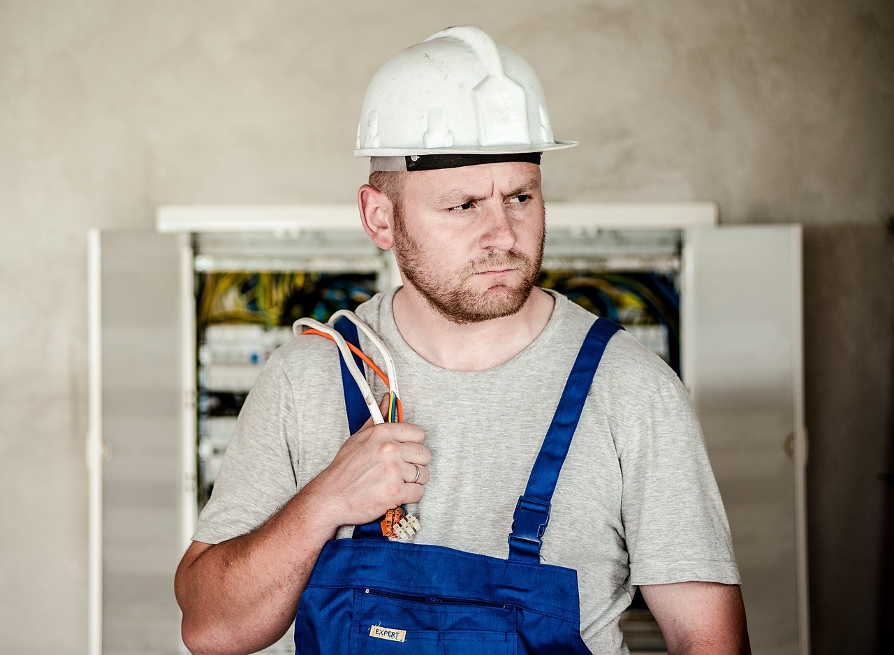 materiały izolacyjne elektryczne
