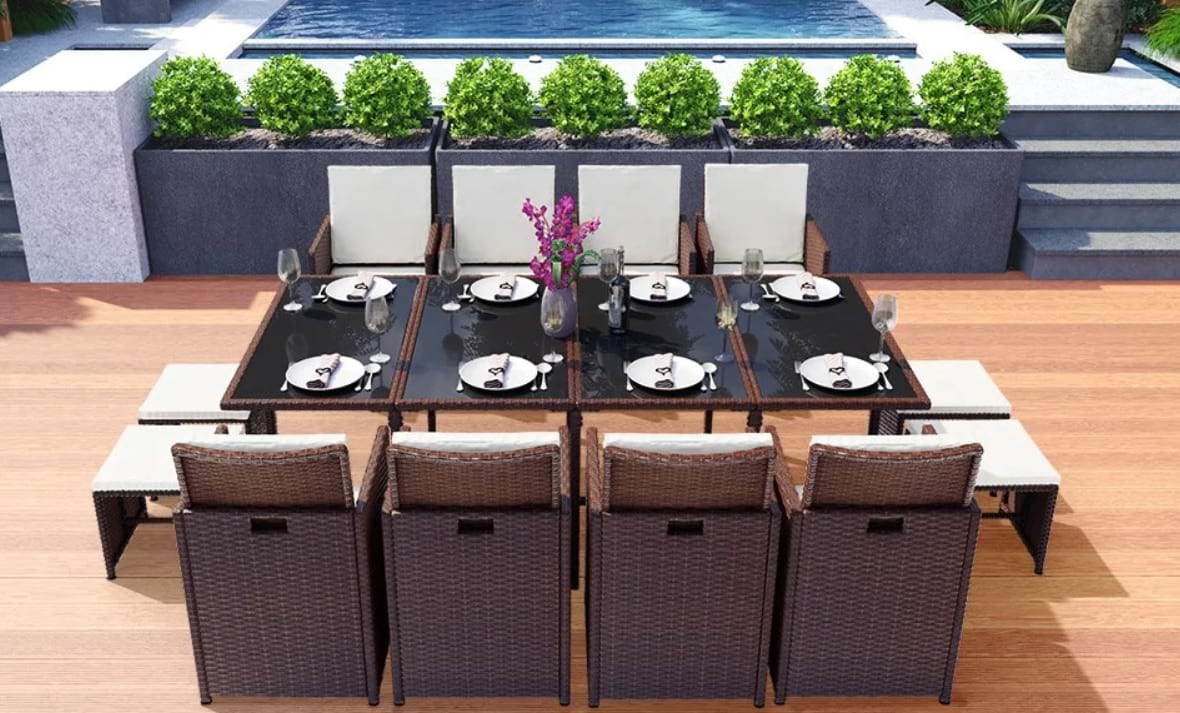 zestaw mebli ogrodowych brązowych z polirattanu stół + 12 krzeseł